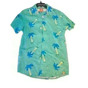 Nwt Men's Modern Hawaiian Shirts. Size Small.
